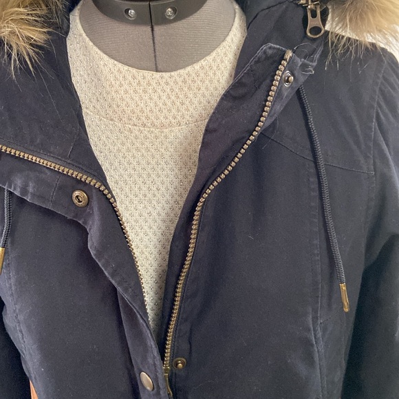 L.L.Bean Black Hooded East End Parka Size S Reg - Picture 2 of 8